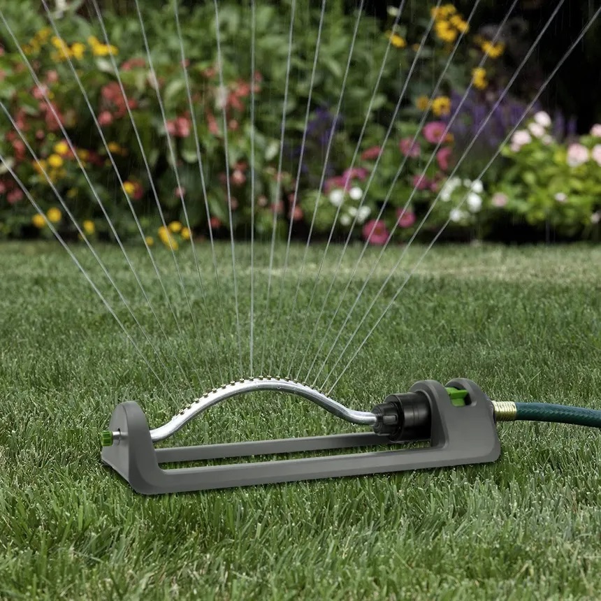 How Does a 180 Degree Sprinkler Save Water Efficiently